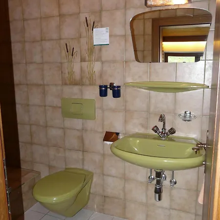 Guest house Huttwirt