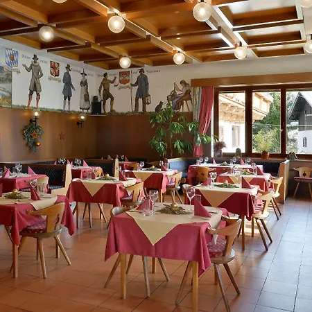 Penzion Huettwirt Kössen