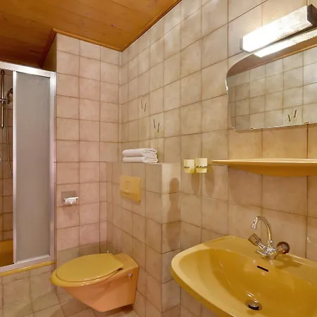 Πανσιόν Huettwirt