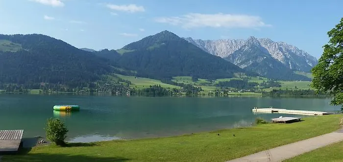 Pensjonat Huettwirt 2*