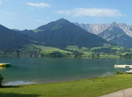 Pensión Hüttwirt 2*