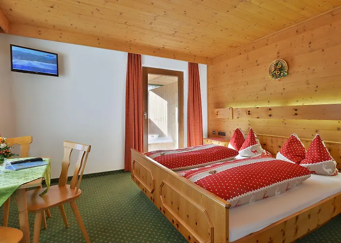 Konukevi Huettwirt Kössen