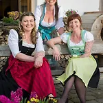 Huettwirt Maison d'hôtes Kössen